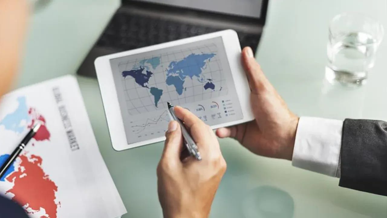 Risk Analytics & Reporting Thumbnail